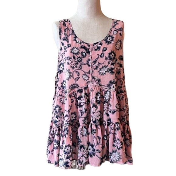 NWT Torrid 2 Pink Floral Ruffle Sleeveless Blouse Tank Side Tie Casual Layering - Picture 2 of 12